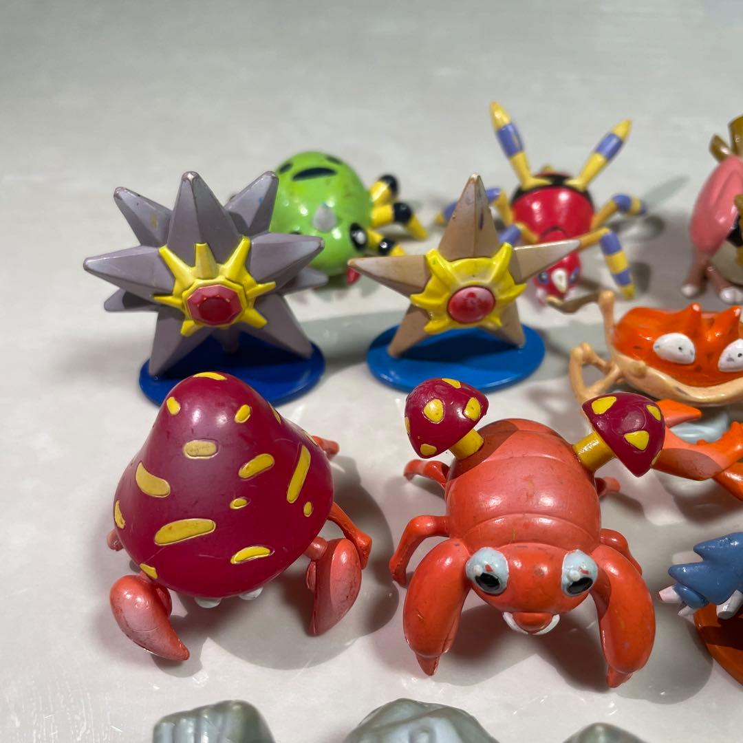 楽一番公式アカウント03 【16体】モンコレ　ポケモン　初期　まとめ売り