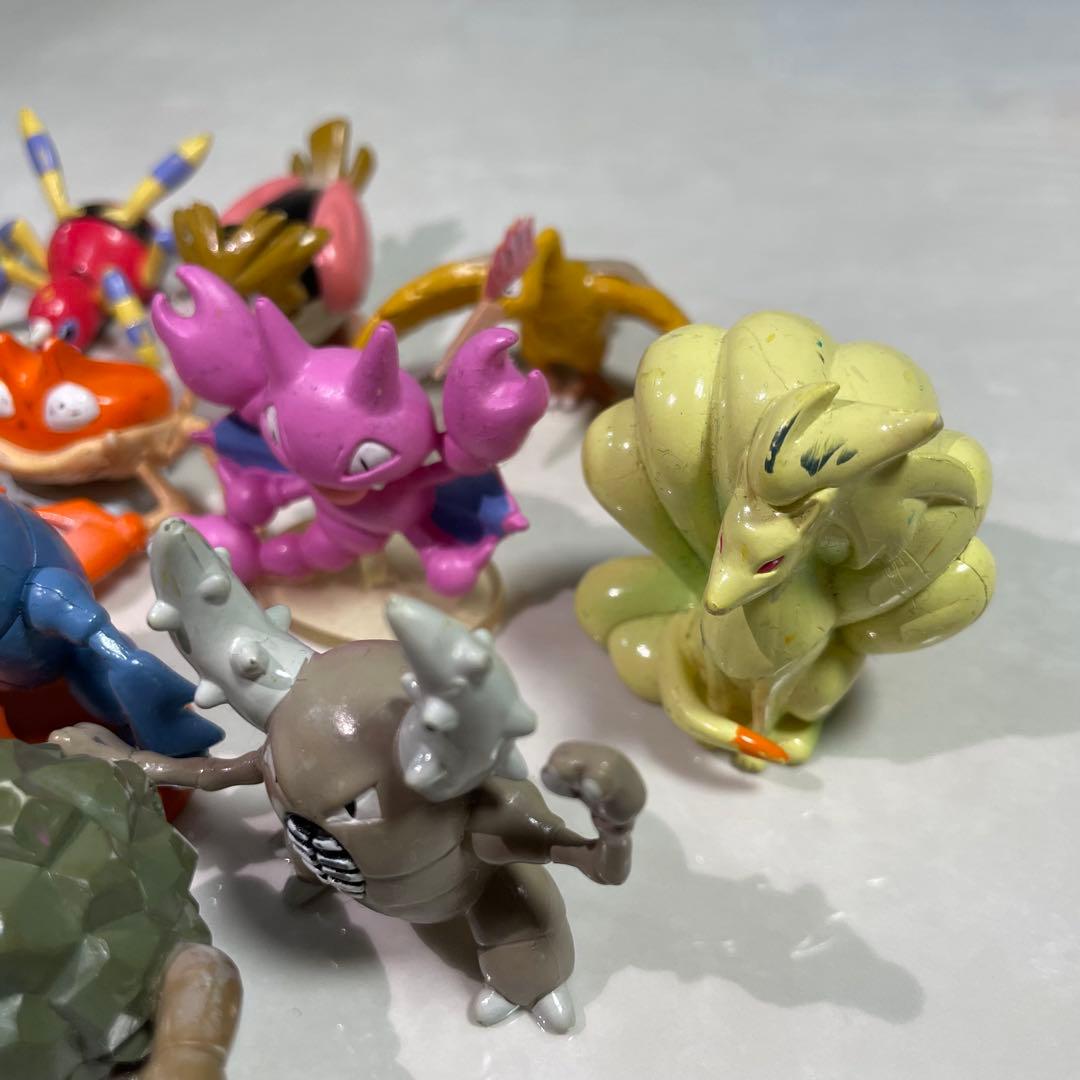 楽一番公式アカウント03 【16体】モンコレ　ポケモン　初期　まとめ売り