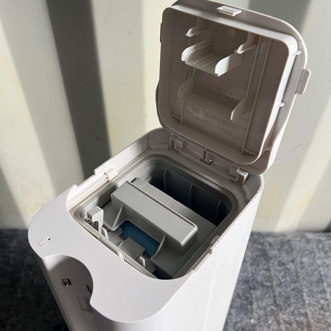 E57激安早い者勝ち✨　Panasonic コードレスクリーナー 掃除機　新生活