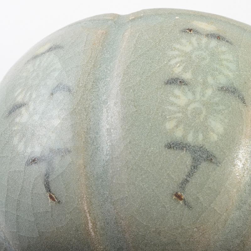 朝鮮美術　韓国　高麗青磁　象嵌花文　輪花碗　V　R7162