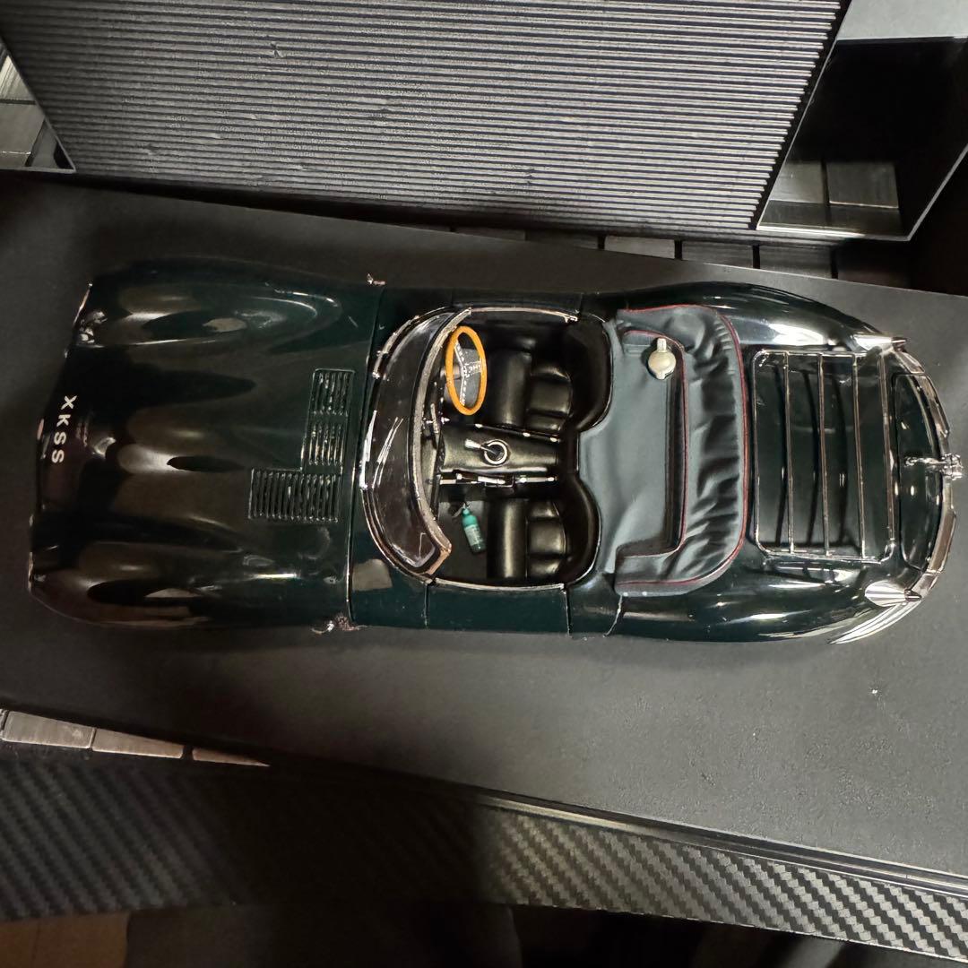 絶版 未展示品 オートアート1/18 ジャガー XK-SS グリーン
