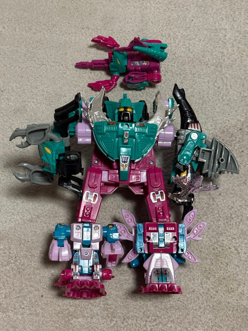 最終値下げ　トランスフォーマー　ピラナコン　復刻版