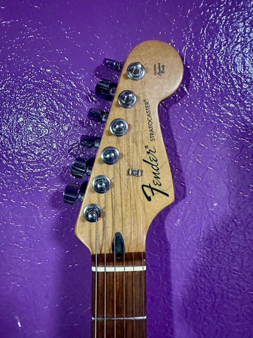 Fender Stratocaster メタリックブルー