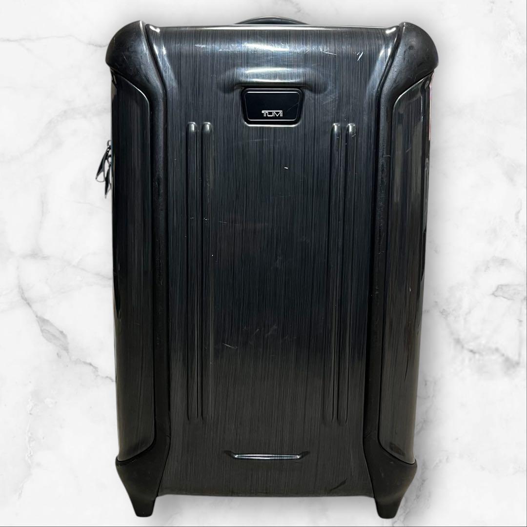 TUMI スーツケース TSAロック　機内持ち込み ブラック　28000D