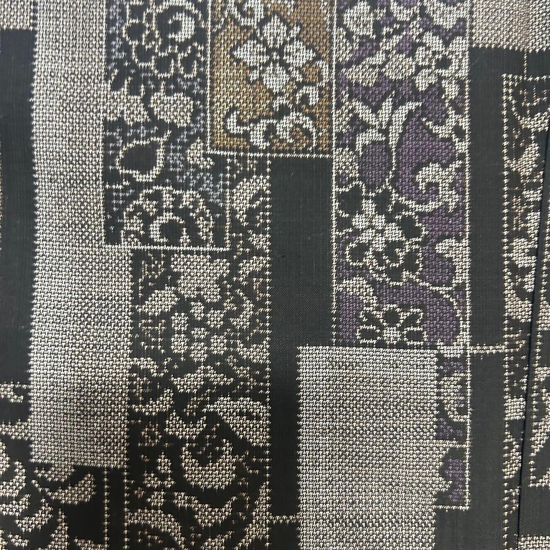 未使用品　細かな絣り！　モダン　花更紗柄　本場泥大島紬　９マルキ　着物　５１８