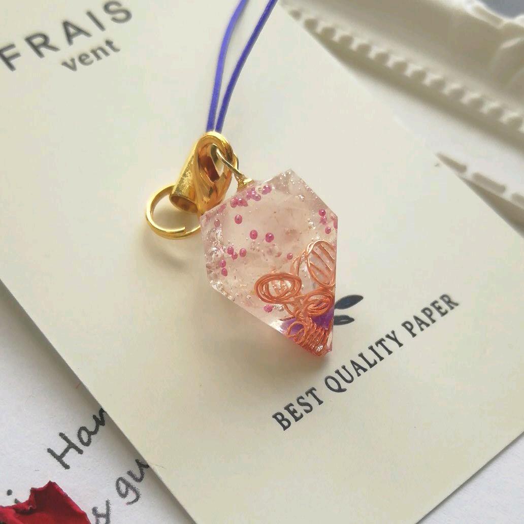 オルゴナイト　ストラップ　アメジスト　水晶　キーホルダー　携帯　レジン　鉱物