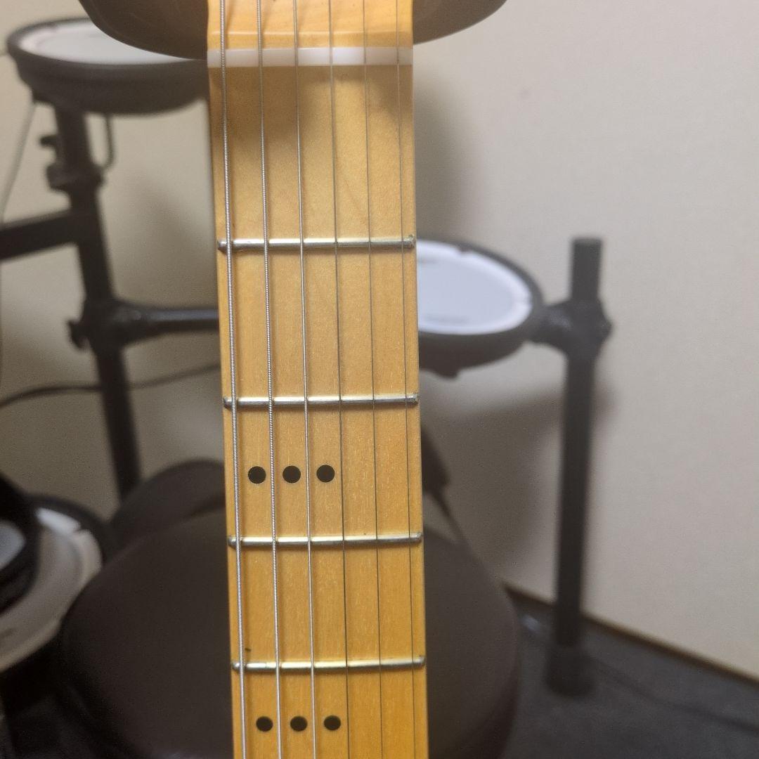 Three Dots Guitars ストラトモデル/Dolphine Gray