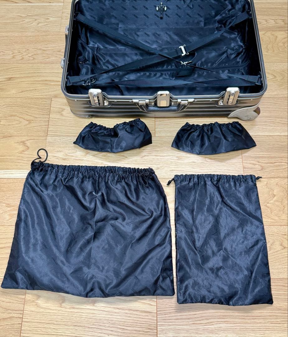 リモワ　RIMOWA PREMIUM シャンパンゴールド　トパーズ　63L　2輪