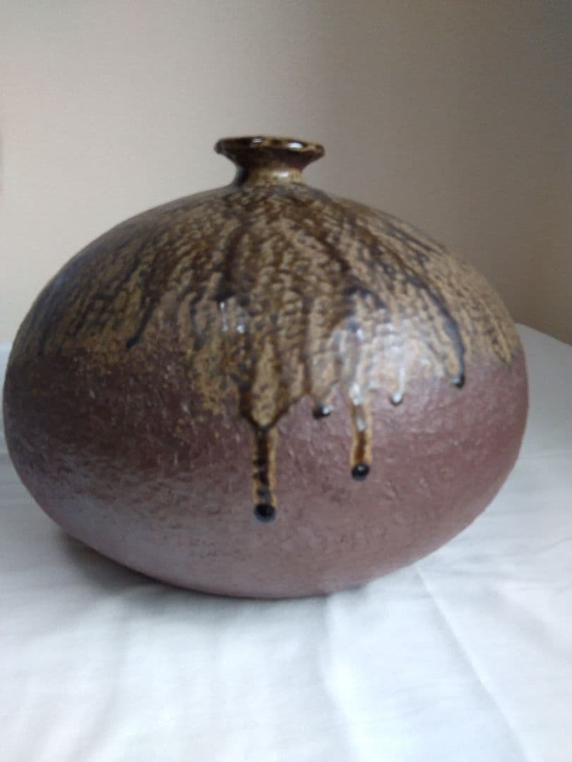 陶器　壺(花瓶、置物)