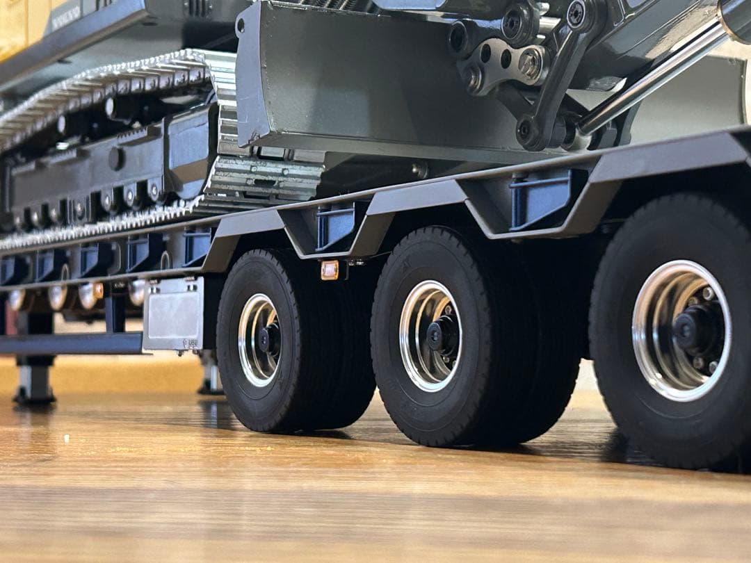 タミヤ1/14 低床重トレーラー フルメタル 油圧