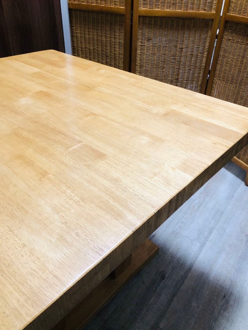 マナベインテリア　木製正方形　ダイニングテーブル　カフェテーブル