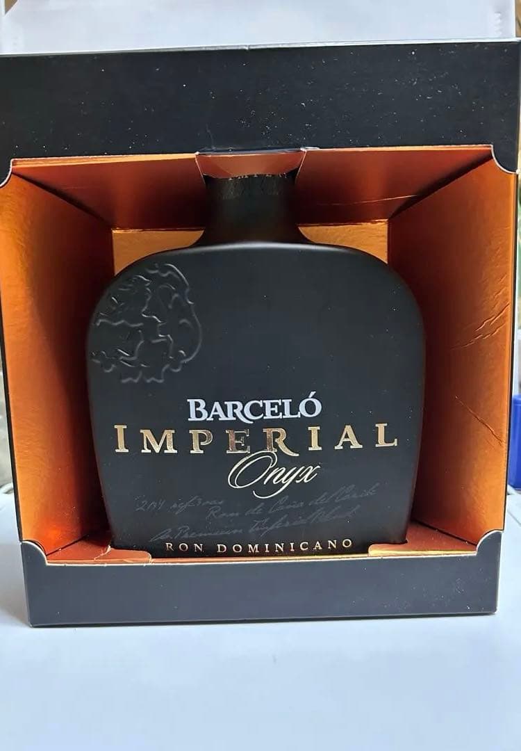 バルセロインペリアルBarceló Imperial Onyx 700mlラム