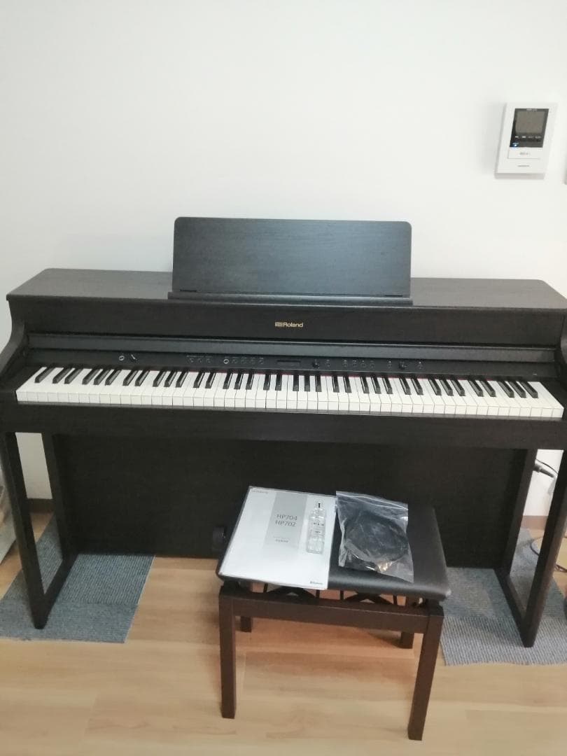 再値下げします。ローランド電子ピアノHP 702-DR