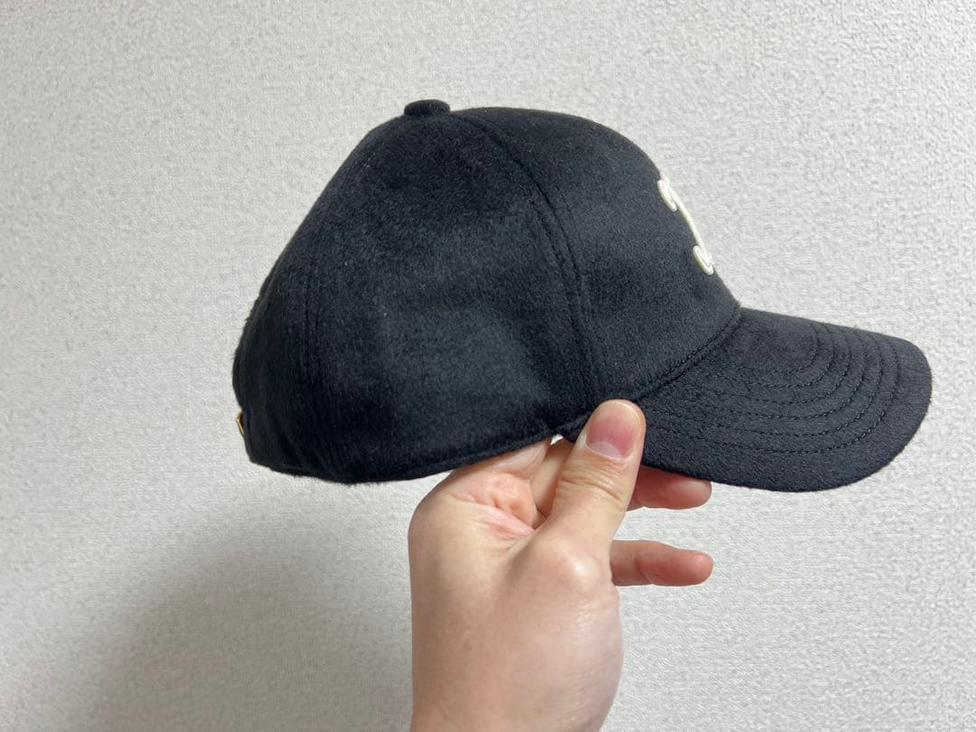 CELINE 黒 ベースボールキャップ Mサイズ
