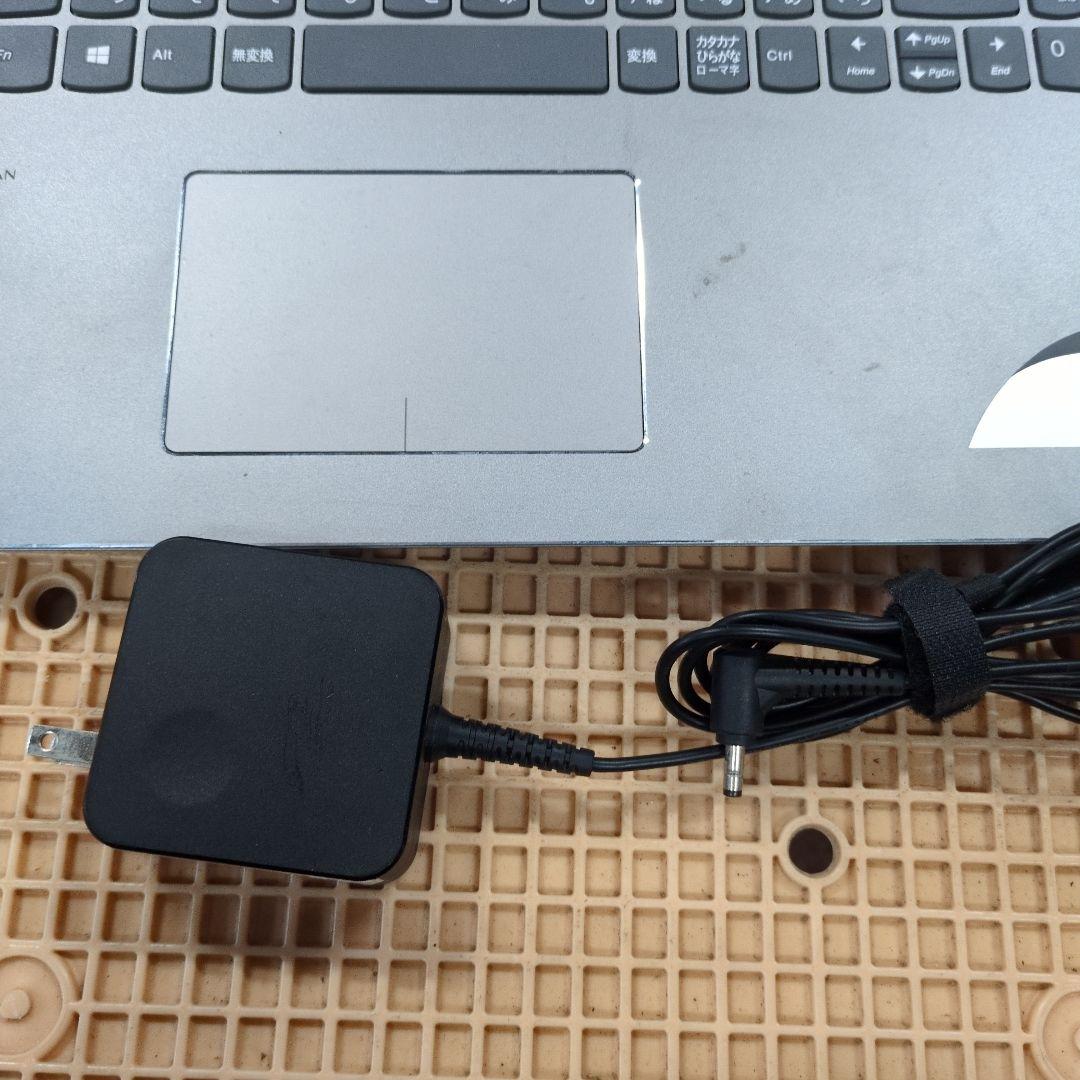 Windowsノート本体 Lenovo Ideapad 520