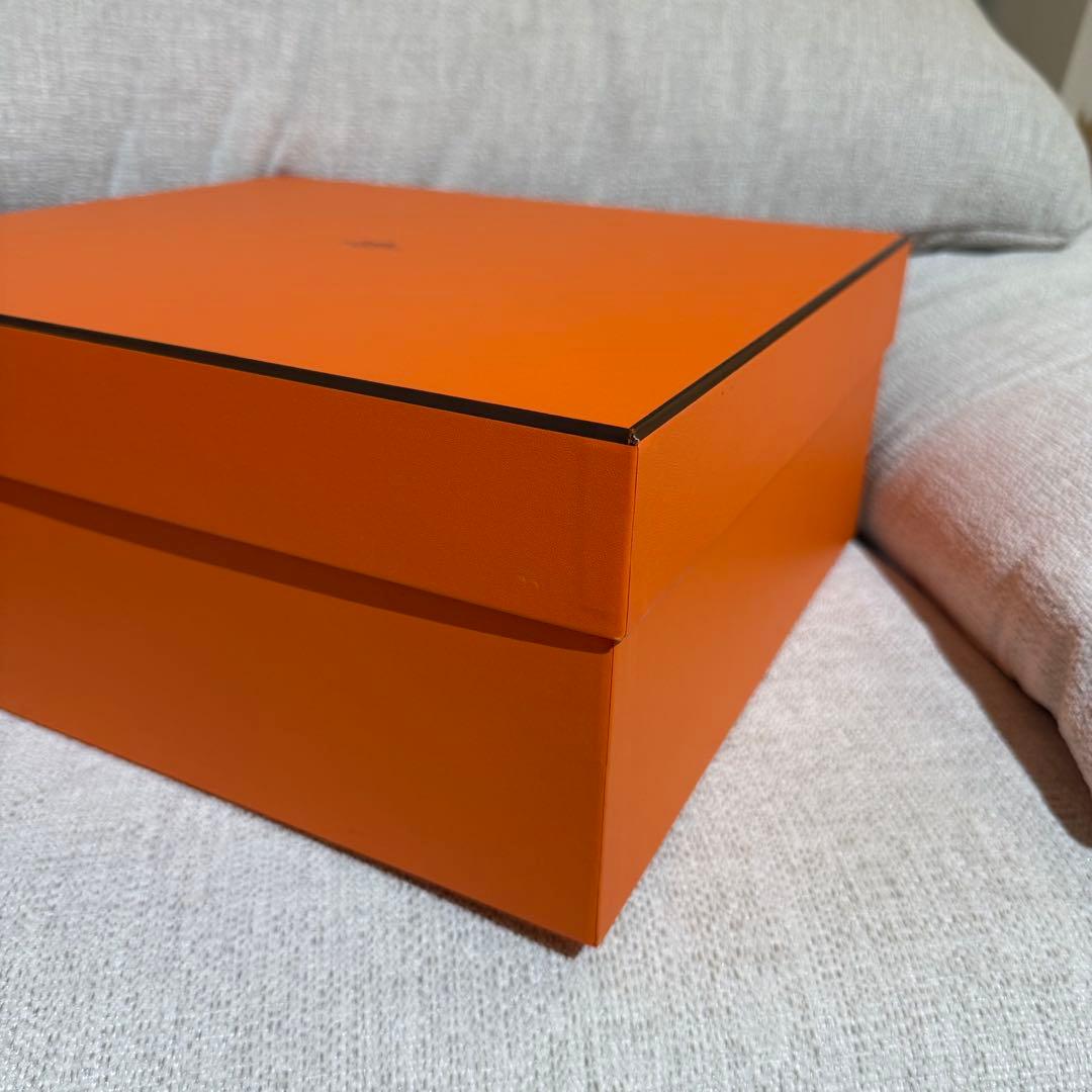 【新品未使用】2025年正規店購入　エルメス　ケリー28 空箱　HERMES