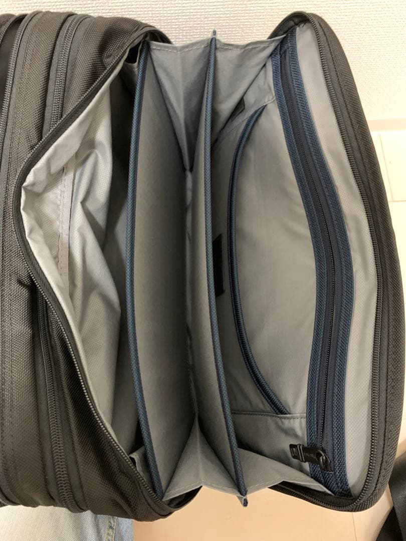 TUMI ビジネスバッグ 26141D2