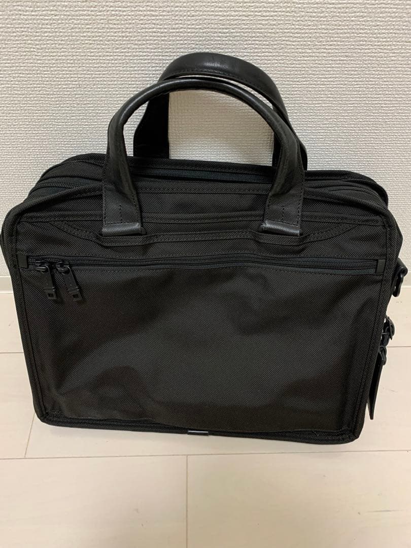 TUMI ビジネスバッグ 26141D2