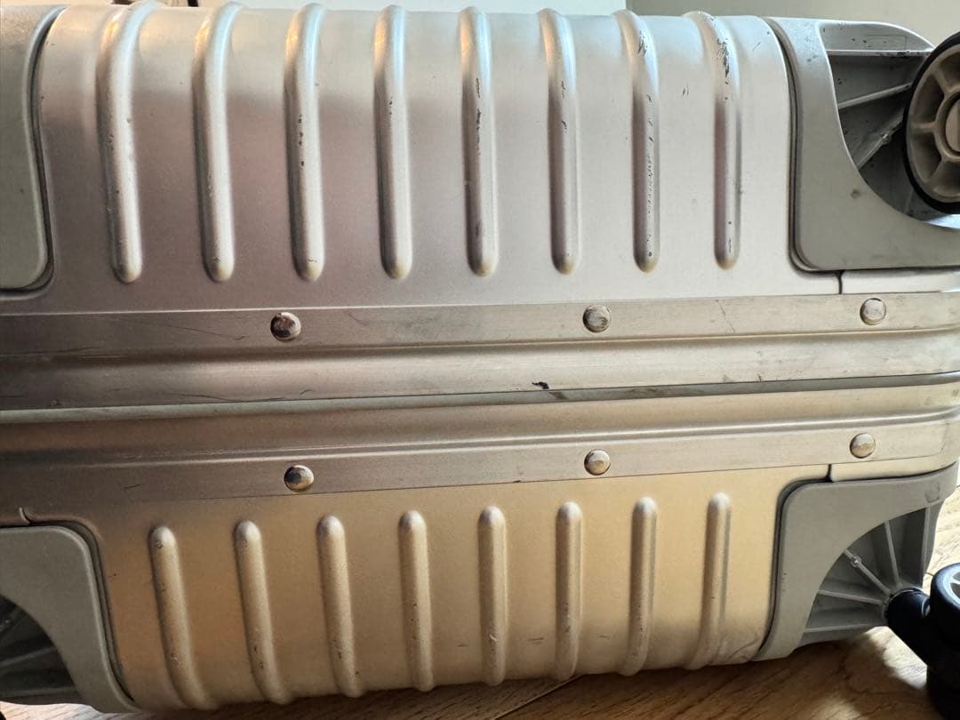 RIMOWA TOPAS トパーズ 機内持込サイズ 4輪