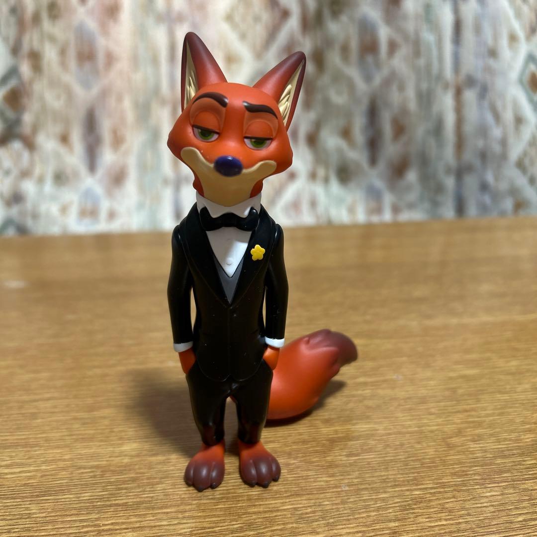 ズートピア2 TOP TOY NEW JOURNEY フィギュア　ニック 2点
