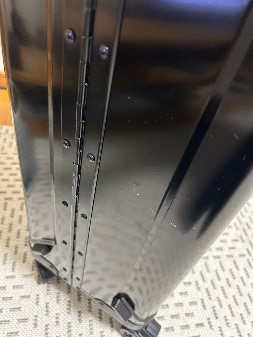 ゼロハリバートン アルミ 4輪 TSAロック ブラック