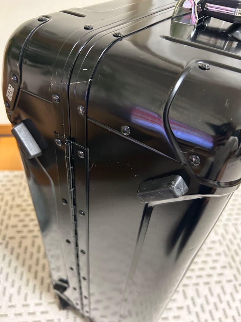 ゼロハリバートン アルミ 4輪 TSAロック ブラック