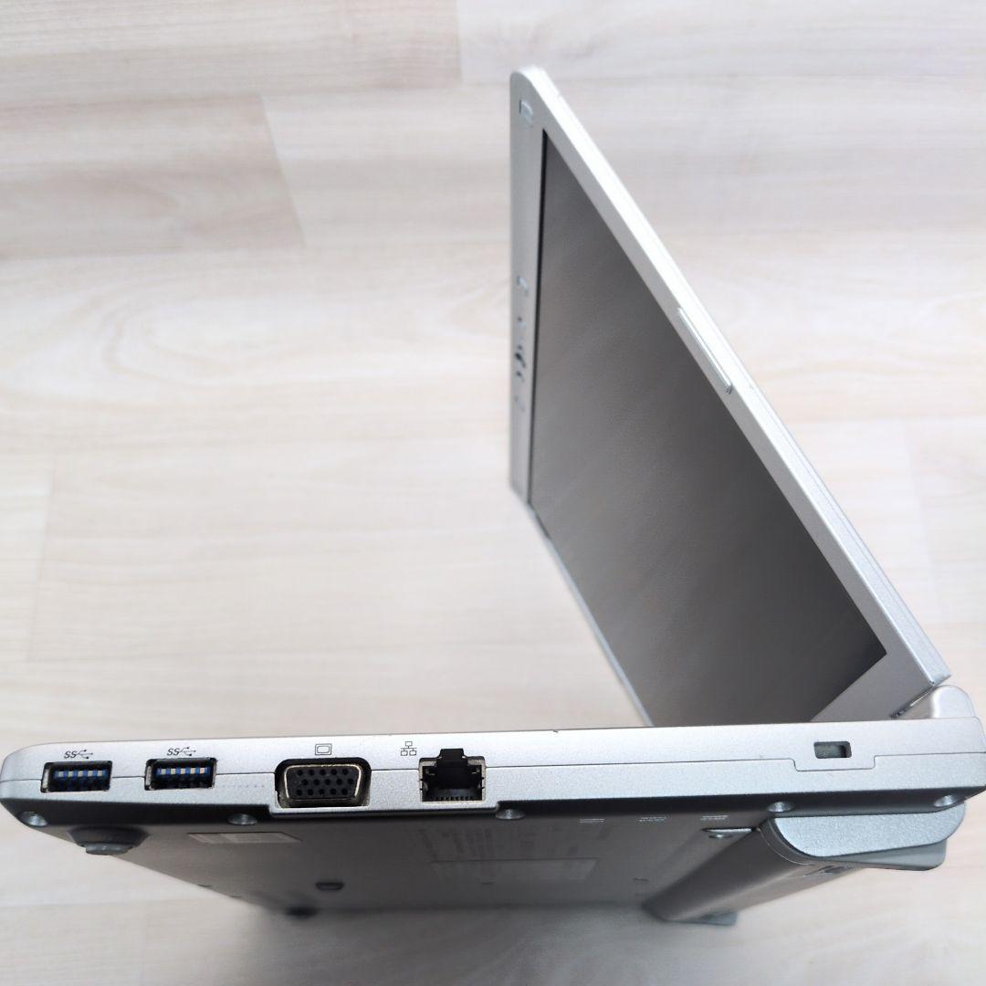 ノート パソコン 第8世代 i5 8GB 256GB 液晶12.1 P011