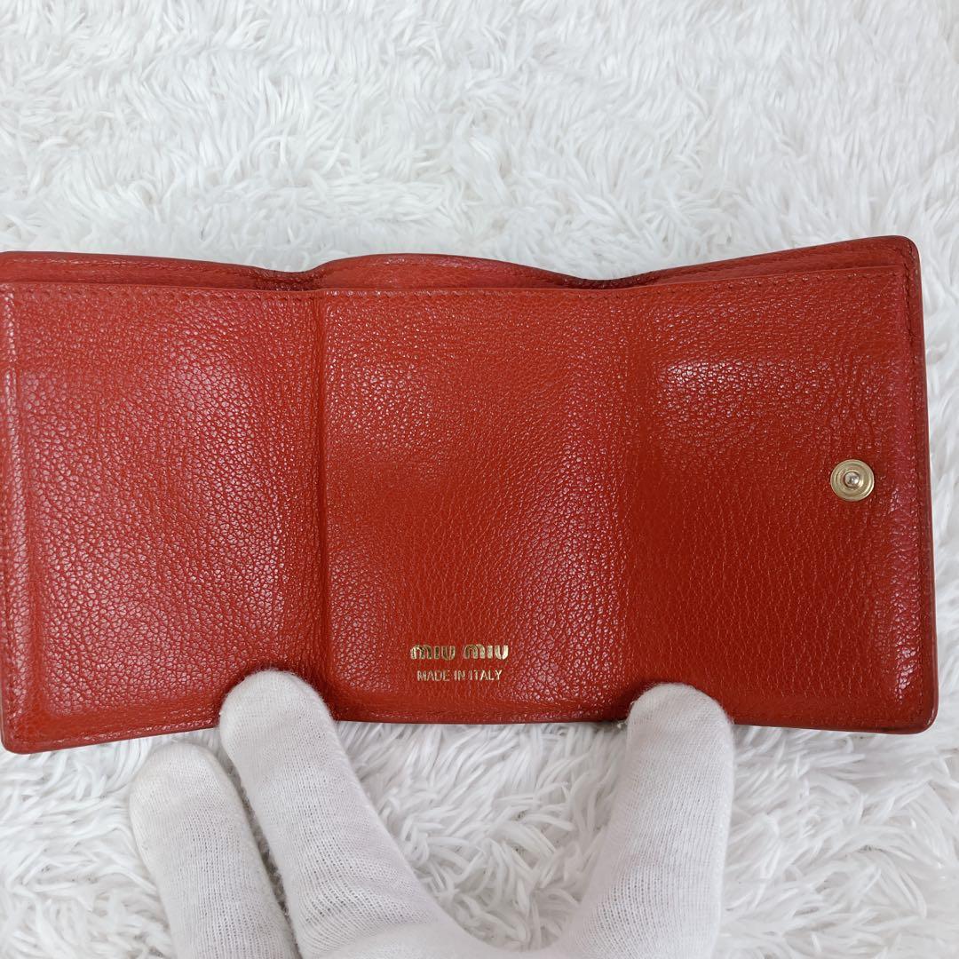 極美✨ ミュウミュウ マドラス　ラブレター ハート　折り財布 黒 FRID搭載