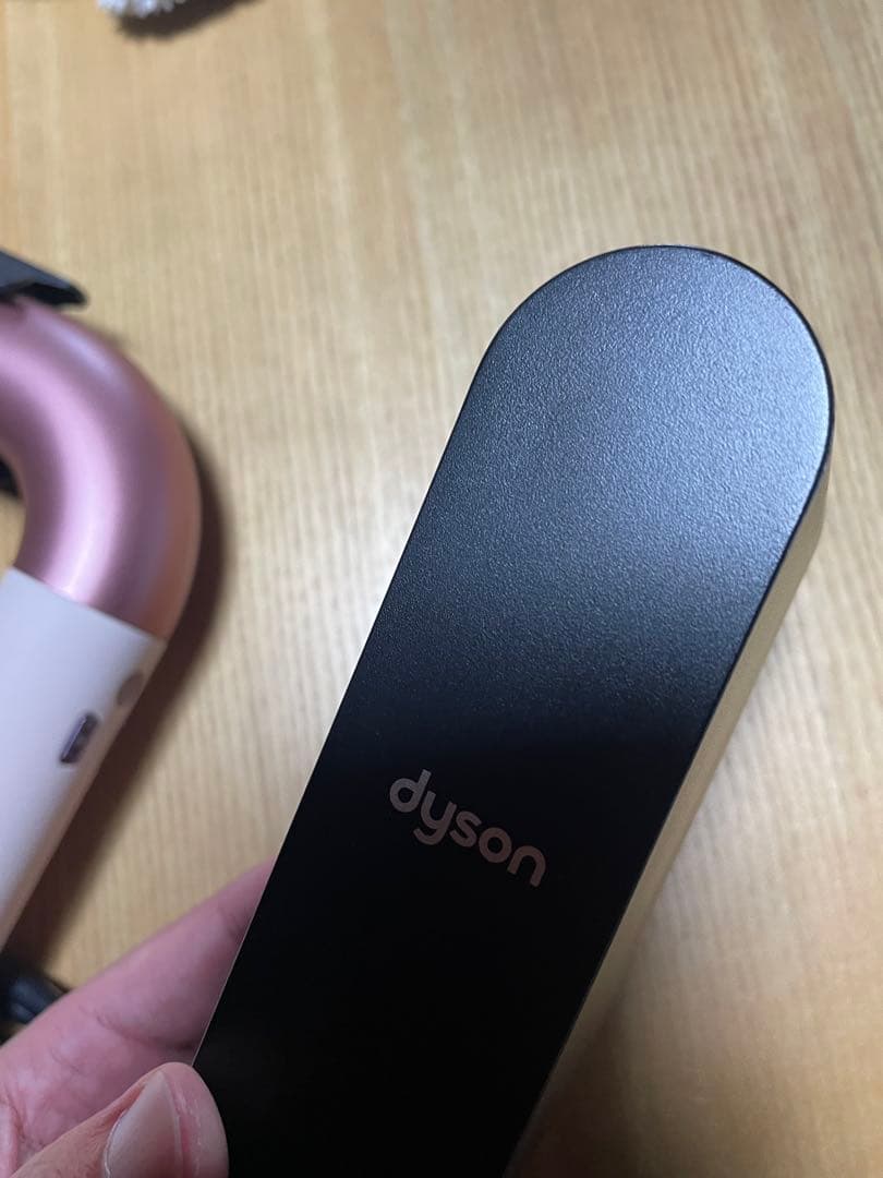 hd17 Dyson ドライヤー　ピンク