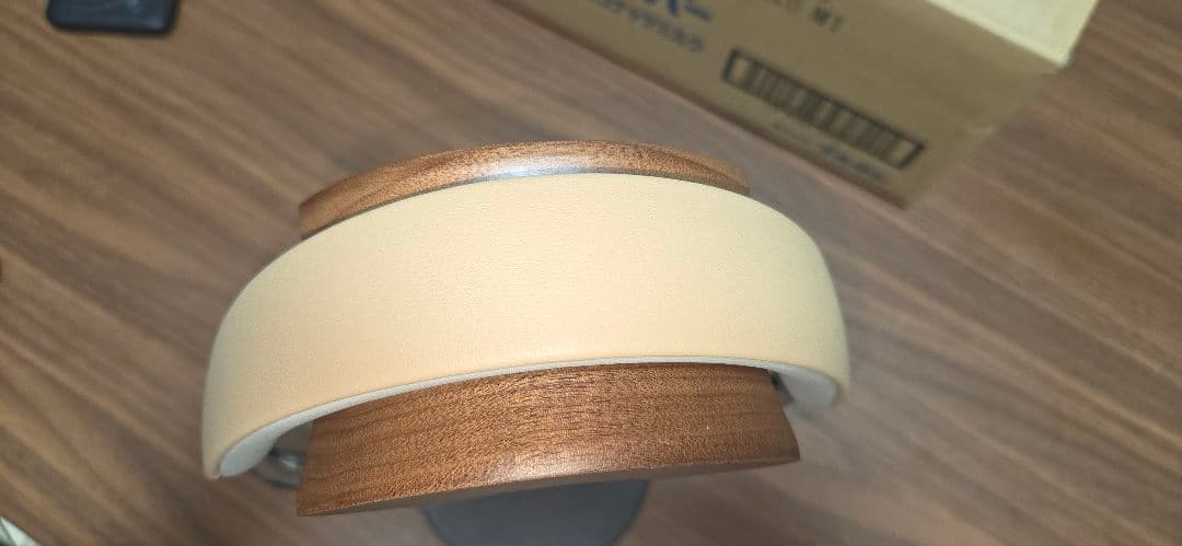 Bowers & Wilkins Px8 タン　値下げ中