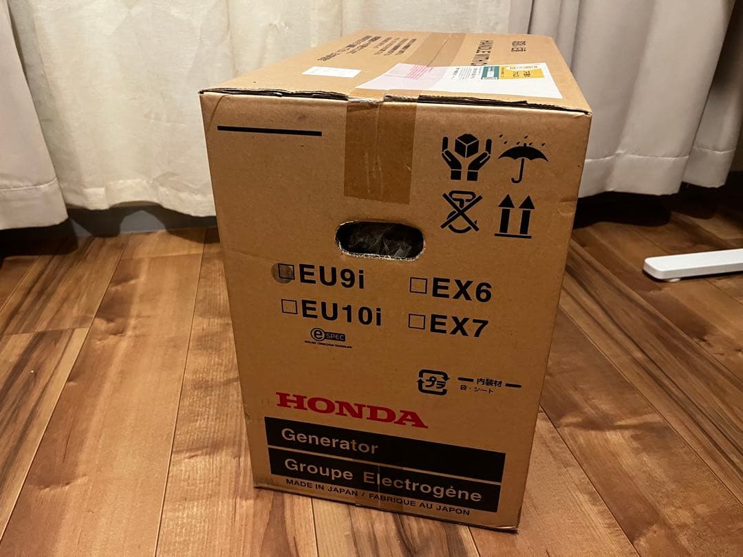 HONDA EU9i 発電機 赤