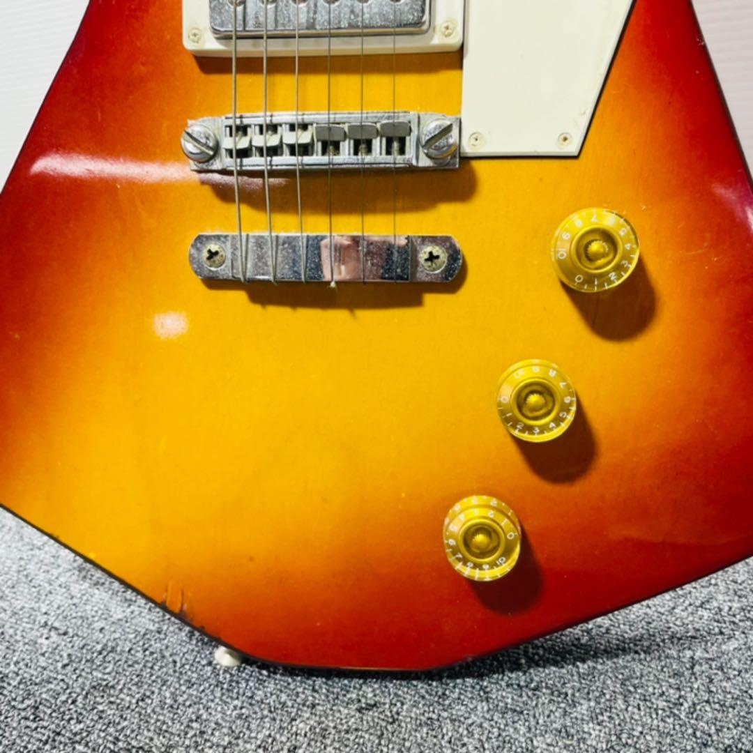 TOMSON エレキギター　エクスプローラー