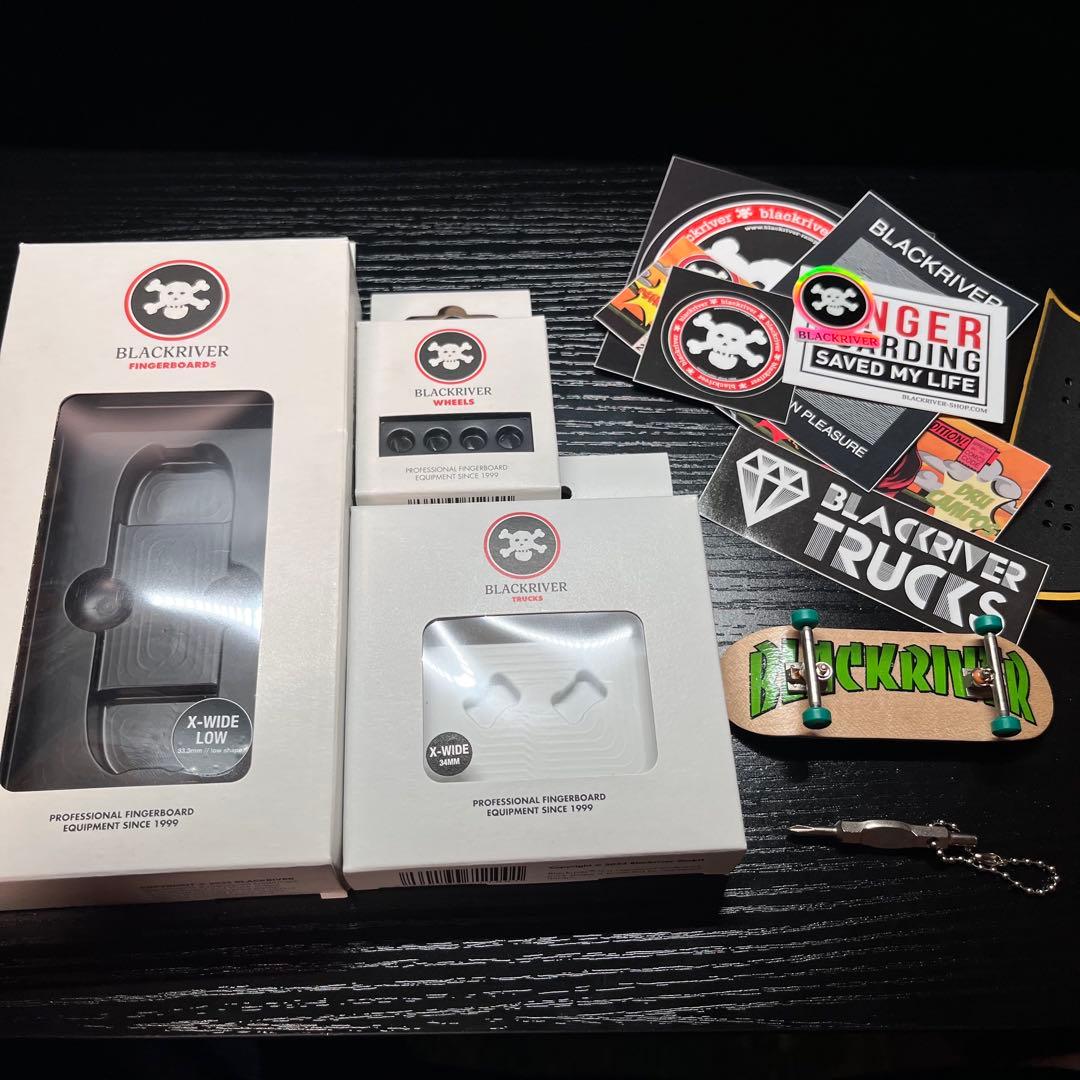 Black ramps コンプリート　指スケ