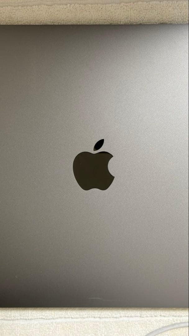 Apple MacBook Pro i7 メモリ16GB 13inch 2019