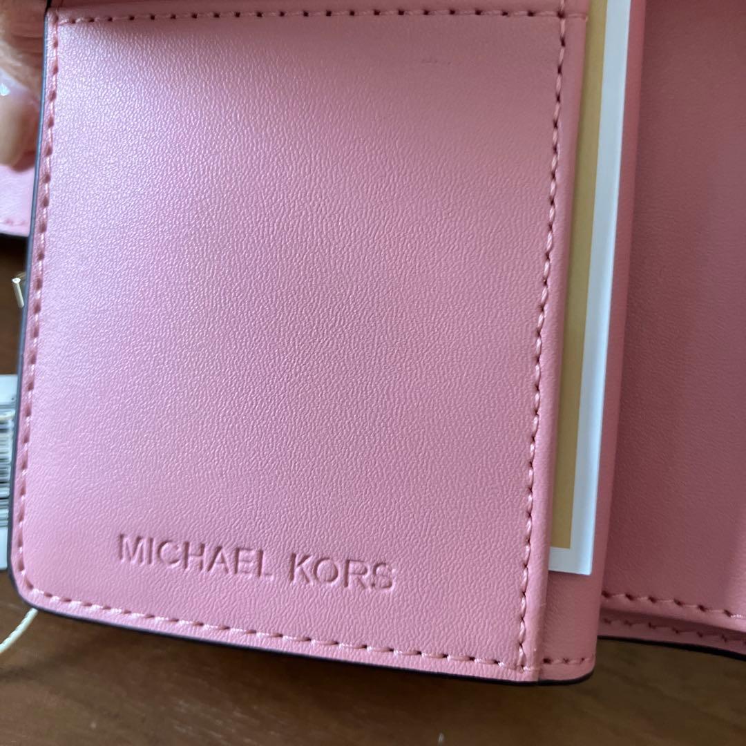 新品未使用　マイケルコース　二つ折り財布　ピンク
