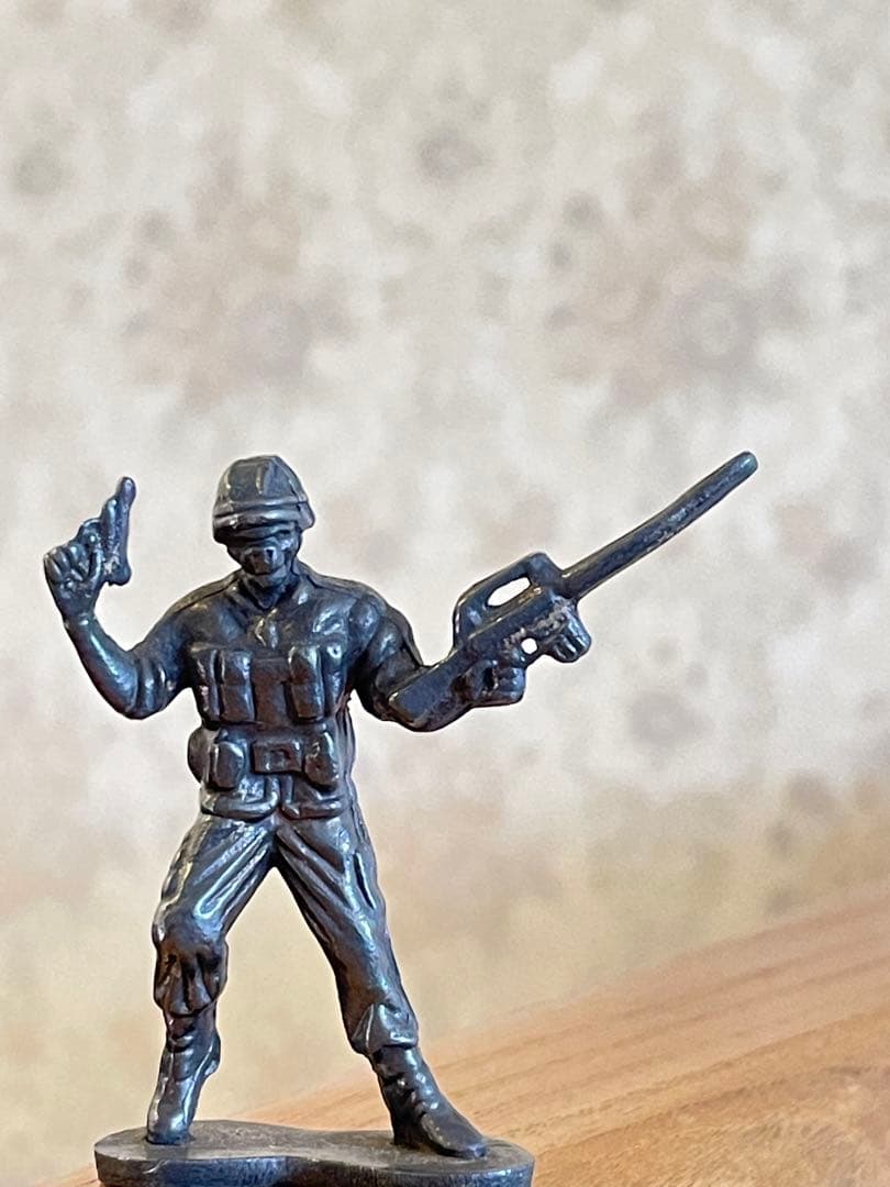 SSUR メタルフィギュア　ニューヨーク