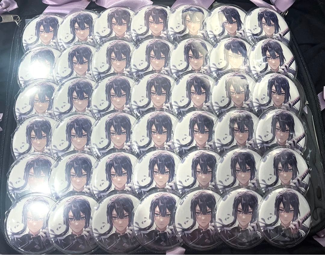 にじさんじ 長尾景 三華の樂 缶バッジ VΔLZ