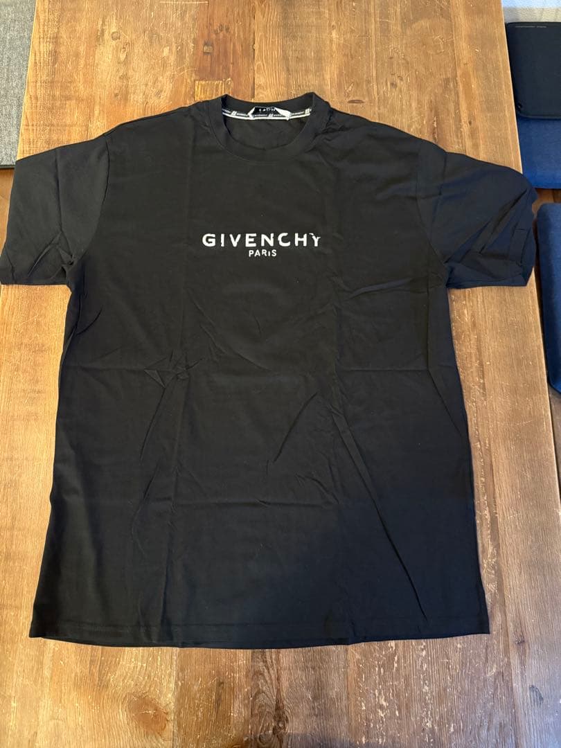 GIVENCHY Tシャツ