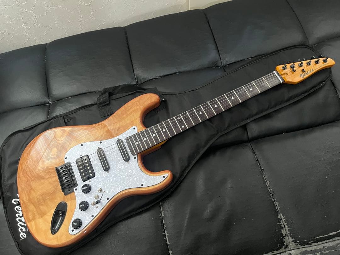 Vertice エレキギター VEG-06ST