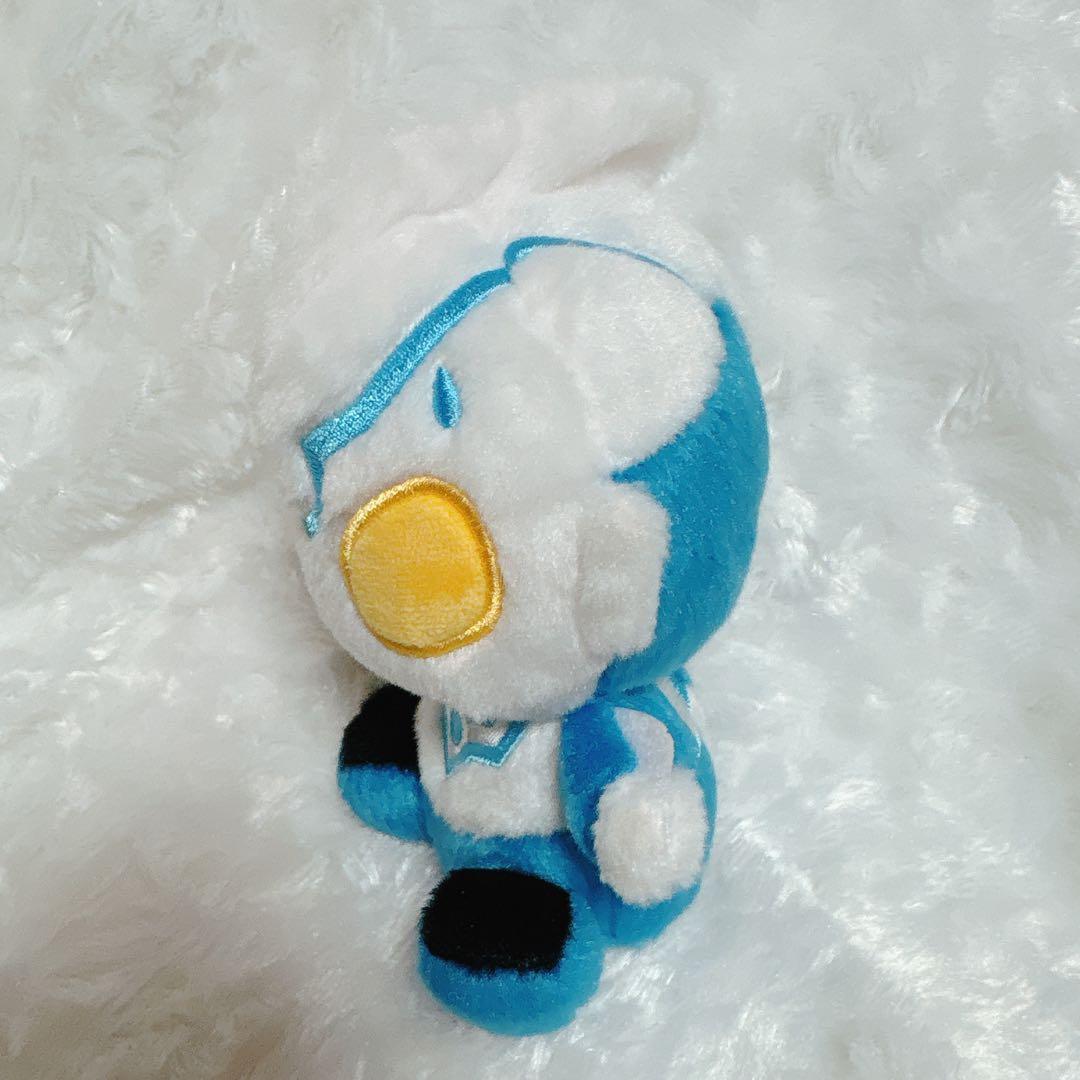 ふわふわお座りぬいぐるみ　ウルトラマンフーマ