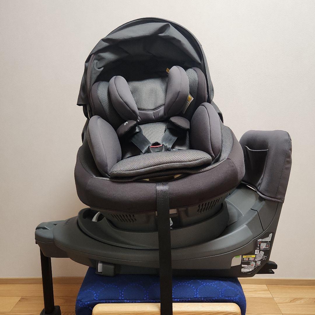 ザエス　Combi　チャイルドシート