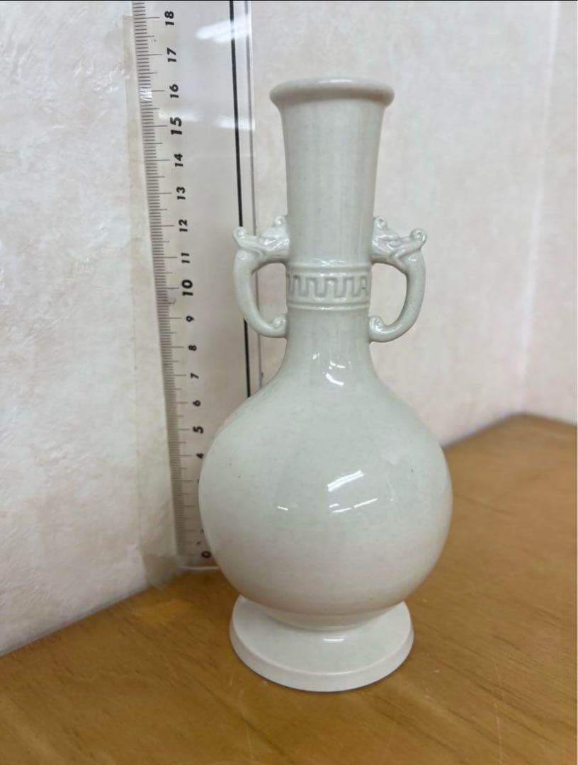 中国　朝鮮李朝高麗白磁瓶　古美術唐物コレクション発掘骨董　アンティーク江戸　青磁