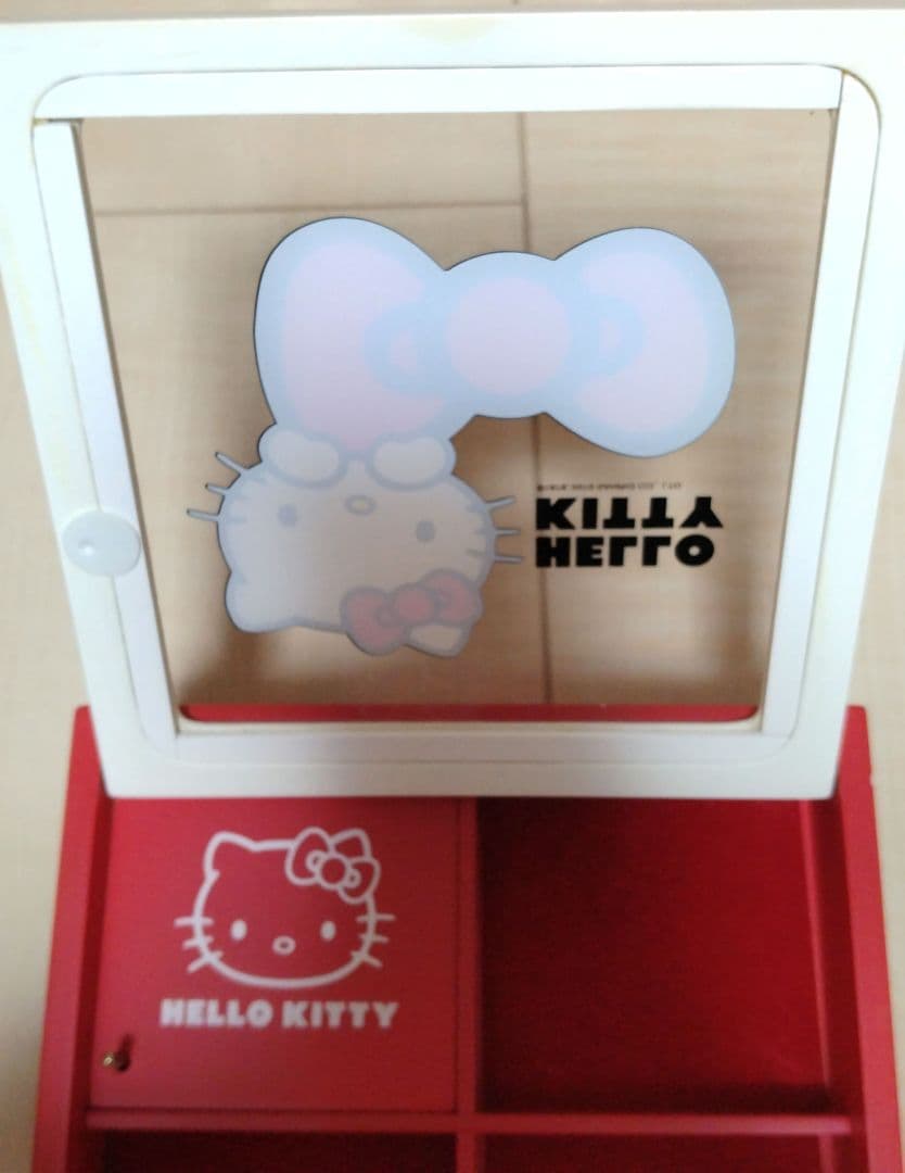 ハローキティ コスメボックス ミニドレッサー オルゴールジュエリーボックス