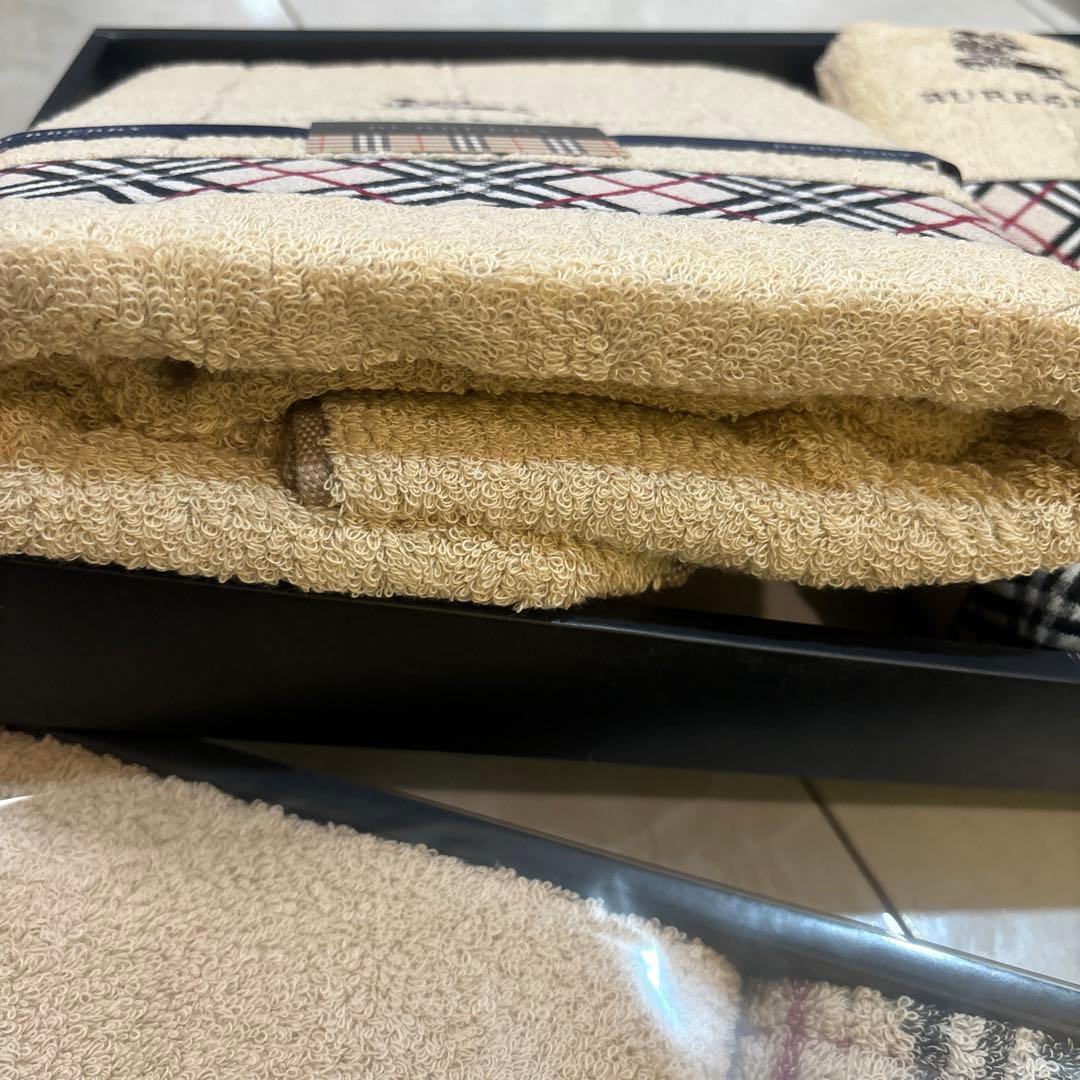 Burberry バーバリー　タオルセット　バスタオル　フェイスタオル