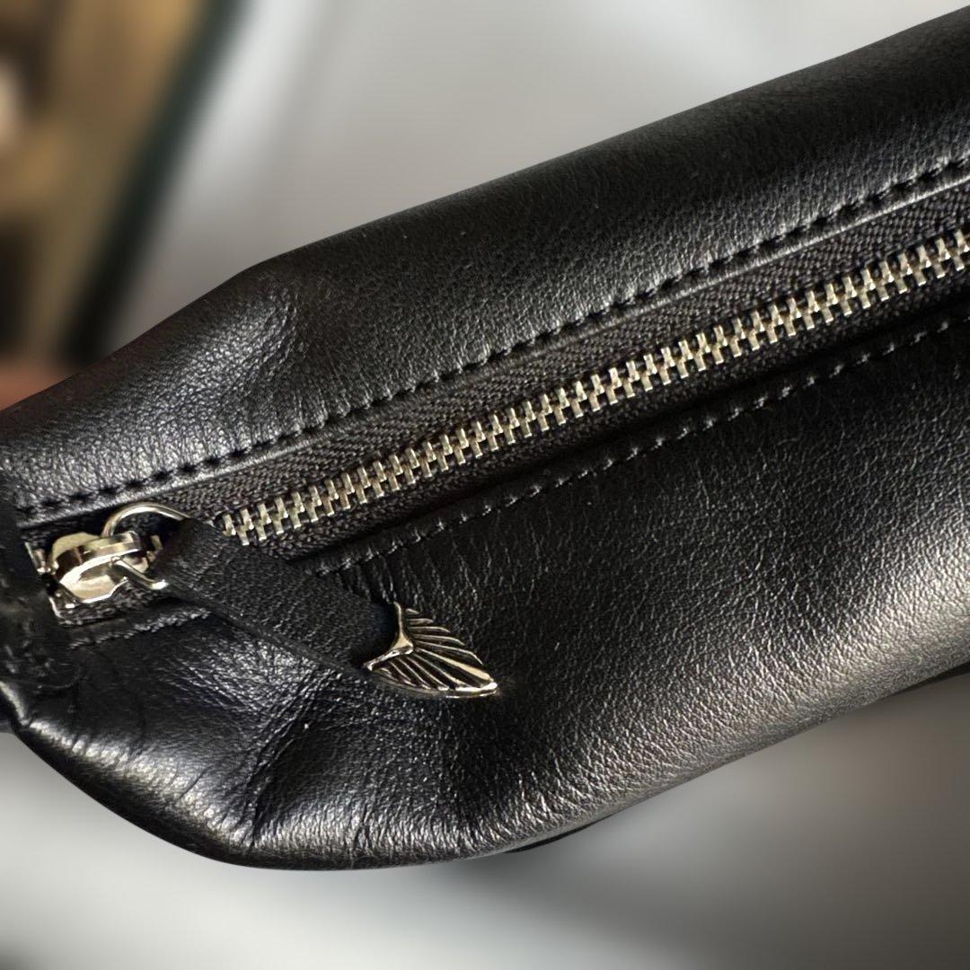 【TOGA TOO】レザーミニバッグ（ブラック）