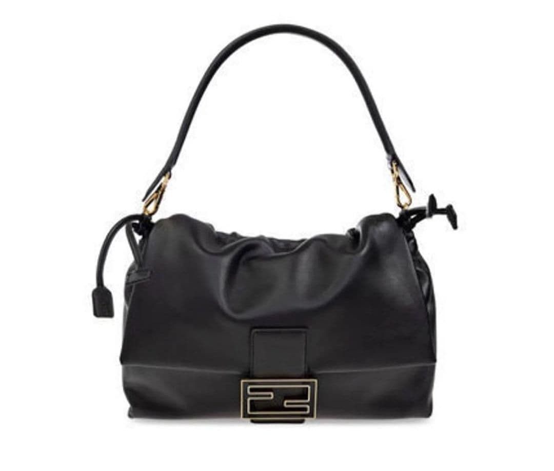 未使用新作 FENDIマンマバゲットフェンディ ラージバッグ