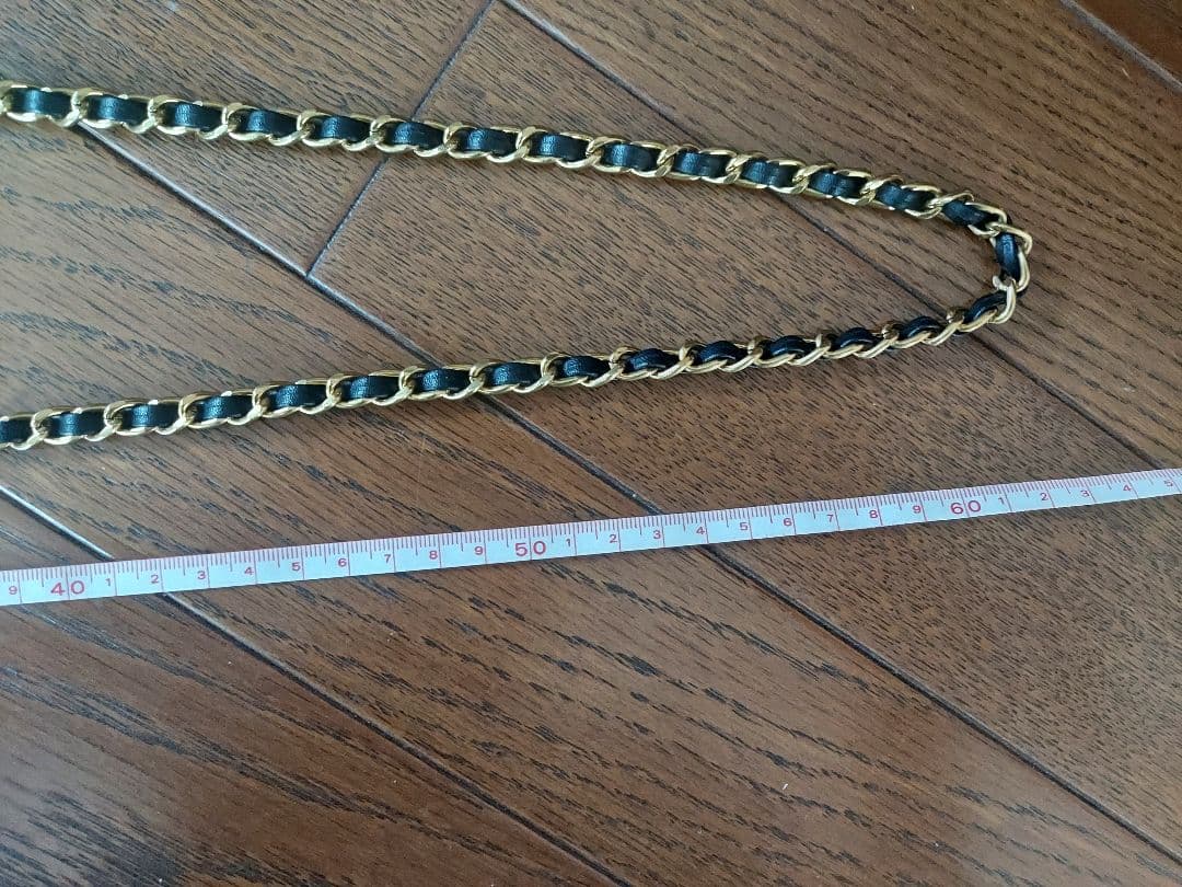 CHANELノベルティー ラウンド型ショルダーバッグ