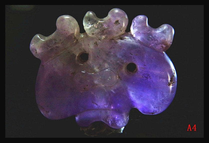 【A4】古墳期　表面風化濃ゆい紫水晶製　6.4CM異状獣形勾玉　縄文時代出土石器