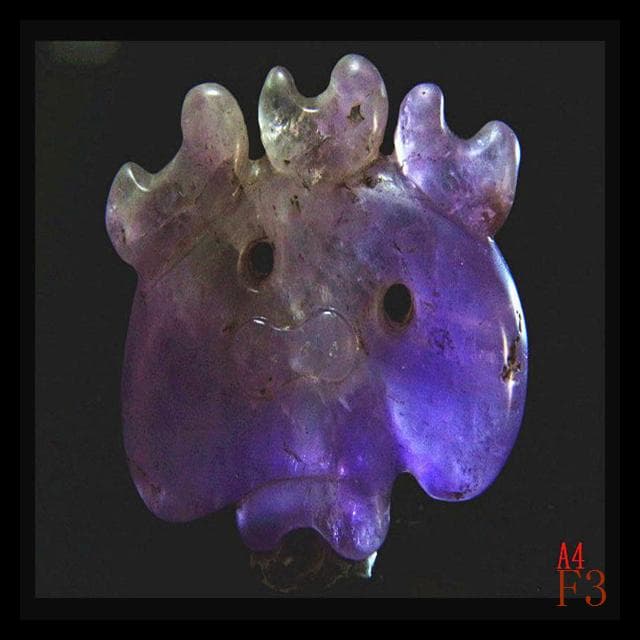 【A4】古墳期　表面風化濃ゆい紫水晶製　6.4CM異状獣形勾玉　縄文時代出土石器