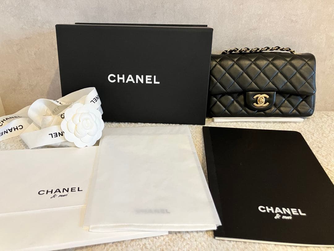 【未使用】【銀座店購入】【レシート有】ミニ クラシック ハンドバッグ